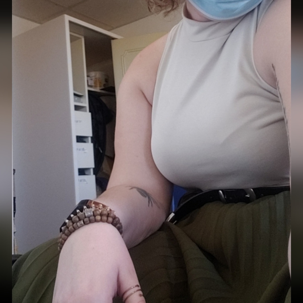 High neck Tank - Picture 4 of 4